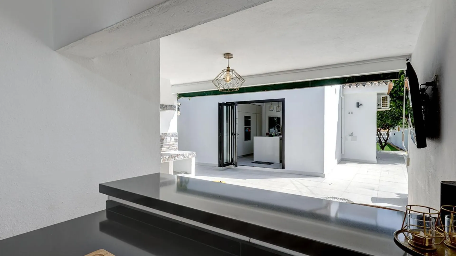 Luxury Villa With Private Pool And Unique Views Pass The Keys Marbella Dom wakacyjny