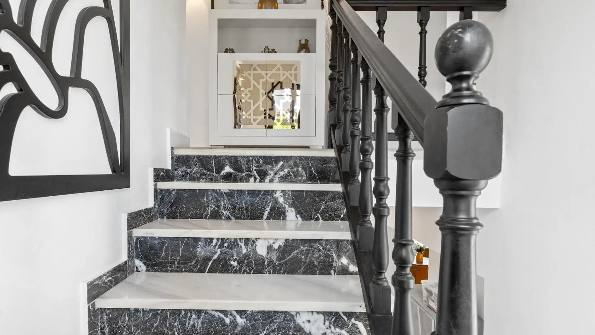 Dom wakacyjny Luxury Villa With Private Pool And Unique Views Pass The Keys Marbella