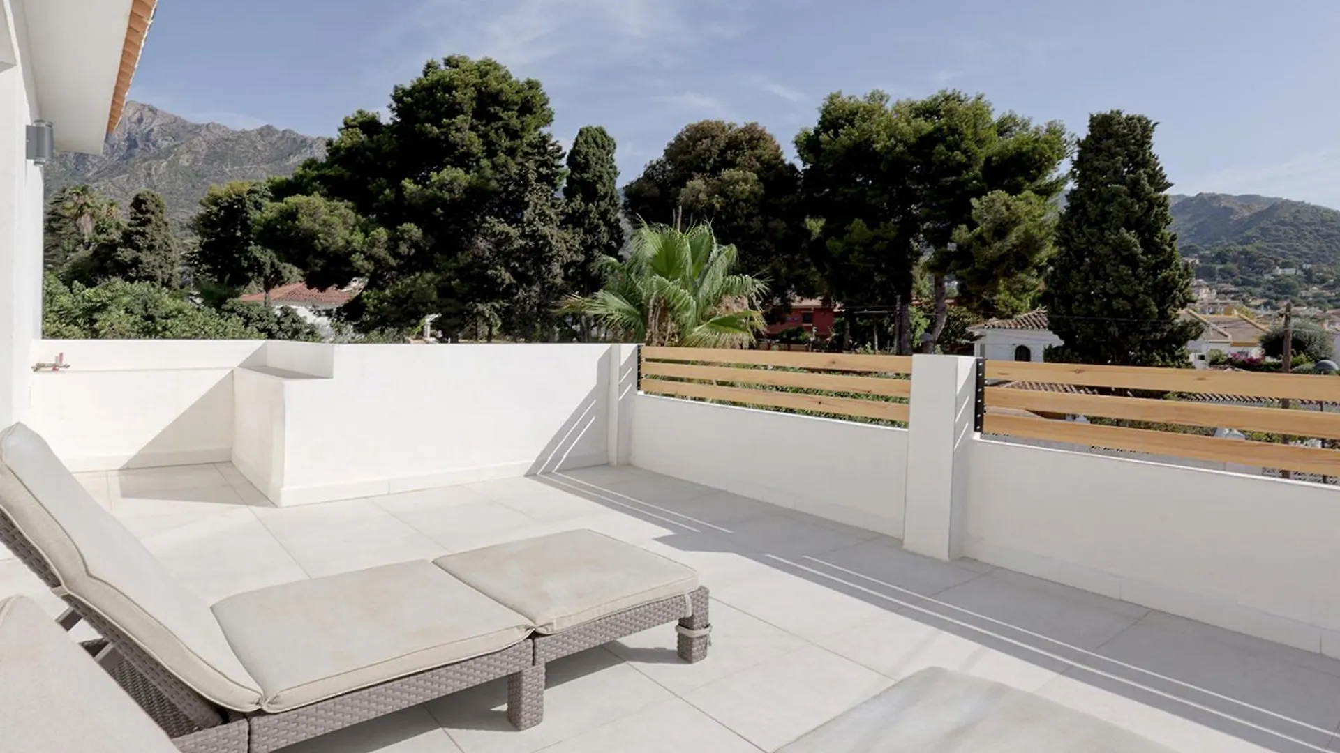 Luxury Villa With Private Pool And Unique Views Pass The Keys Marbella Španělsko
